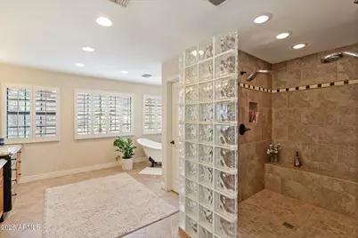 11621 S Blackfoot Drive, Phoenix, AZ 85044 - Photo 23