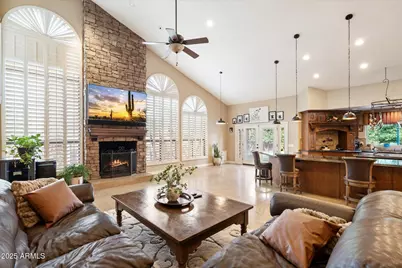 11621 S Blackfoot Drive, Phoenix, AZ 85044 - Photo 11