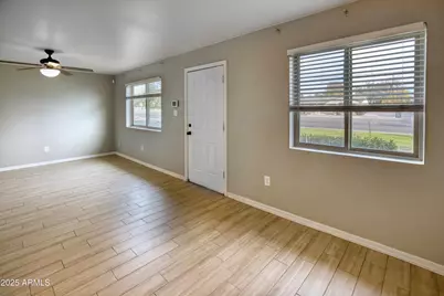 3402 N 32nd Street #102, Phoenix, AZ 85018 - Photo 9