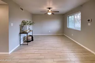 3402 N 32nd St, Phoenix, AZ 85018 - Photo 11