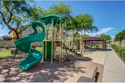 2725 E Mine Creek Road #1010, Phoenix, AZ 85024 - Photo 29