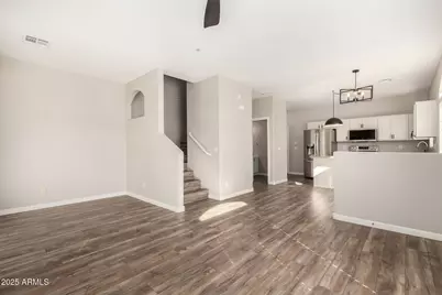 2725 E Mine Creek Road #1010, Phoenix, AZ 85024 - Photo 7