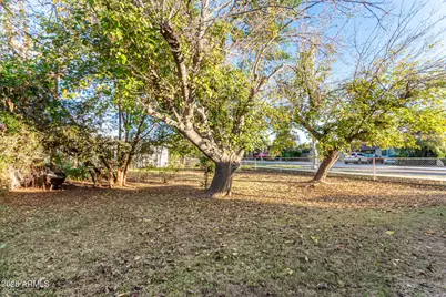 1235 S Roosevelt Street, Tempe, AZ 85281 - Photo 25
