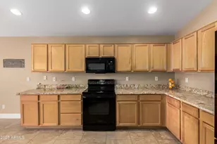 13459 W Acapulco Ln, Surprise, AZ 85379 - Photo 7