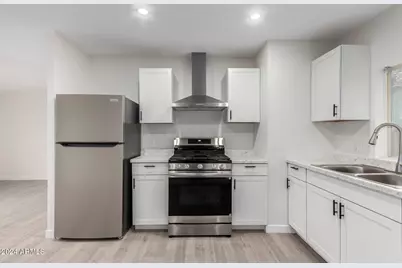 204 E Baseline Road, Buckeye, AZ 85326 - Photo 11