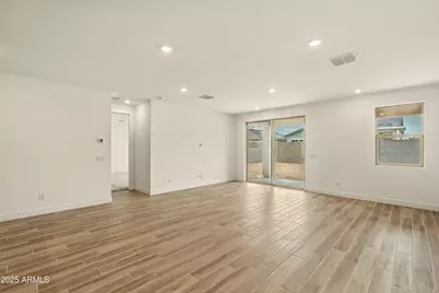 21435 W Meadowbrook Avenue, Buckeye, AZ 85396 - Photo 7