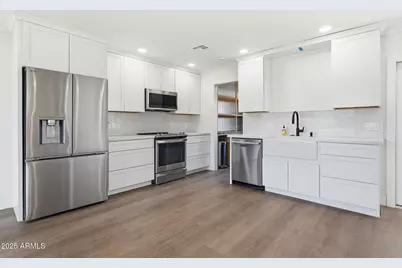 23 N Edgemont --, Mesa, AZ 85203 - Photo 3