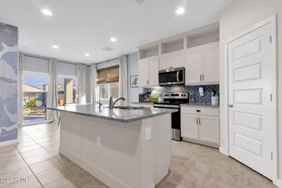 2532 W Shanley Avenue, Apache Junction, AZ 85120 - Photo 19