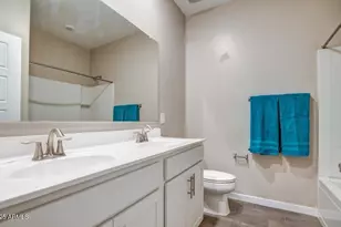 2241 W Griswold Rd, Phoenix, AZ 85021 - Photo 9