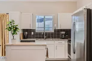 2241 W Griswold Rd, Phoenix, AZ 85021 - Photo 5