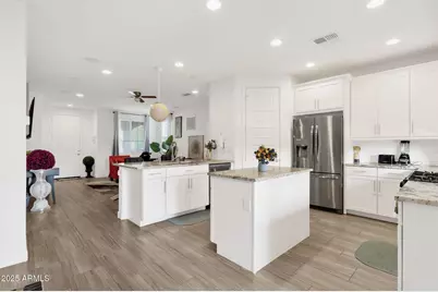 3829 S 64th Drive, Phoenix, AZ 85043 - Photo 9