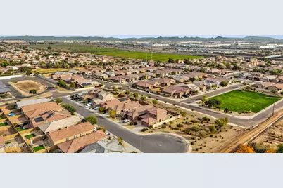 3829 S 64th Drive, Phoenix, AZ 85043 - Photo 37