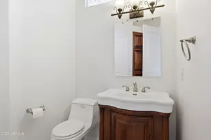 7917 E Cave Creek Rd, Carefree, AZ 85377 - Photo 35