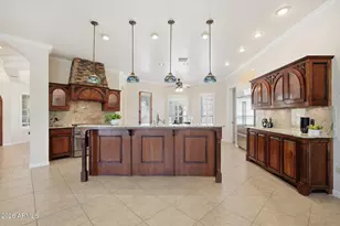 7917 E Cave Creek Rd, Carefree, AZ 85377 - Photo 17