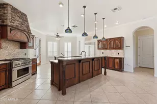 7917 E Cave Creek Rd, Carefree, AZ 85377 - Photo 5