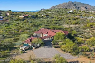 7917 E Cave Creek Rd, Carefree, AZ 85377 - Photo 1