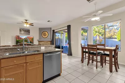 410 W Helena Drive, Phoenix, AZ 85023 - Photo 11