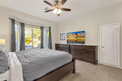 410 W Helena Drive, Phoenix, AZ 85023 - Photo 17