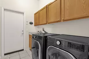 410 W Helena Dr, Phoenix, AZ 85023 - Photo 27