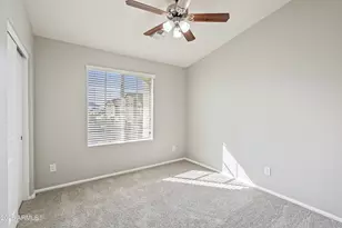 2725 E Mine Creek Rd, Phoenix, AZ 85024 - Photo 25