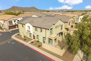 2725 E Mine Creek Rd, Phoenix, AZ 85024 - Photo 5