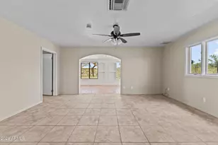 1605 N Little Stonehedge Ranch Rd, Wickenburg, AZ 85390 - Photo 17