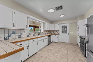 1605 N Little Stonehedge Ranch Rd, Wickenburg, AZ 85390 - Photo 7