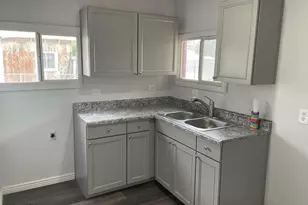 737 S 2nd St, Phoenix, AZ 85004 - Photo 5