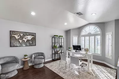 7276 W Oraibi Drive, Glendale, AZ 85308 - Photo 9