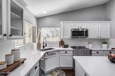 7276 W Oraibi Drive, Glendale, AZ 85308 - Photo 31