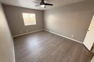 6529 N 67th Ave, Glendale, AZ 85301 - Photo 13