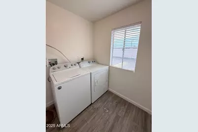 6529 N 67th Avenue #105, Glendale, AZ 85301 - Photo 17