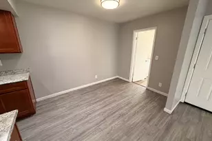 6529 N 67th Ave, Glendale, AZ 85301 - Photo 5