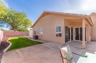 106 W Smoke Tree Rd, Gilbert, AZ 85233 - Photo 21