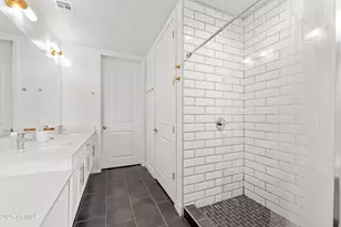 3131 N Central Ave, Phoenix, AZ 85012 - Photo 21