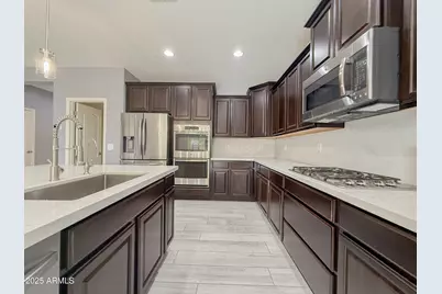 18649 W Williams Street, Goodyear, AZ 85338 - Photo 9