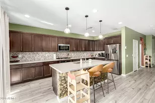 12117 W Levi Dr, Avondale, AZ 85323 - Photo 9