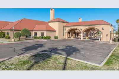 13818 N Thunderbird Boulevard, Sun City, AZ 85351 - Photo 7