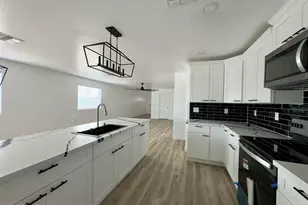 2002 W Maricopa St, Phoenix, AZ 85009 - Photo 9