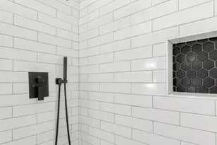 2025 E Campbell Ave, Phoenix, AZ 85016 - Photo 15