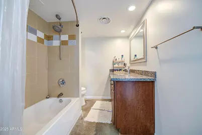 207 W Clarendon Avenue #20B, Phoenix, AZ 85013 - Photo 23