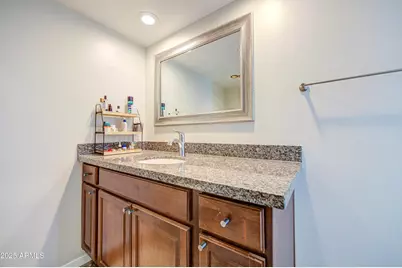 207 W Clarendon Avenue #20B, Phoenix, AZ 85013 - Photo 25