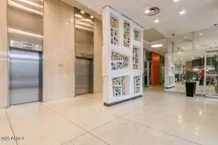 207 W Clarendon Ave, Phoenix, AZ 85013 - Photo 39