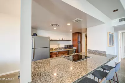 207 W Clarendon Avenue #20B, Phoenix, AZ 85013 - Photo 7