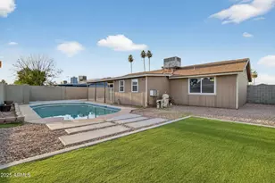 1403 W Palomino Dr, Chandler, AZ 85224 - Photo 23