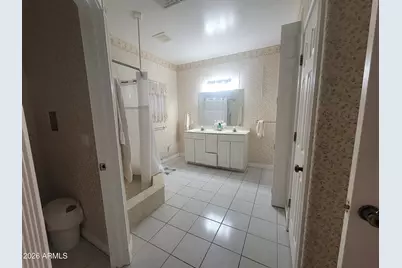 3131 N Gilbert -- #H, Mesa, AZ 85203 - Photo 17