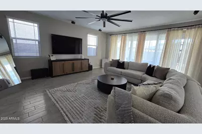 5717 N 108th Avenue, Phoenix, AZ 85037 - Photo 11