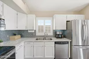 625 W Sagebrush St, Gilbert, AZ 85233 - Photo 19