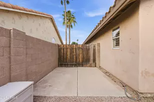 625 W Sagebrush St, Gilbert, AZ 85233 - Photo 43