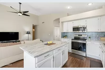 625 W Sagebrush Street, Gilbert, AZ 85233 - Photo 17